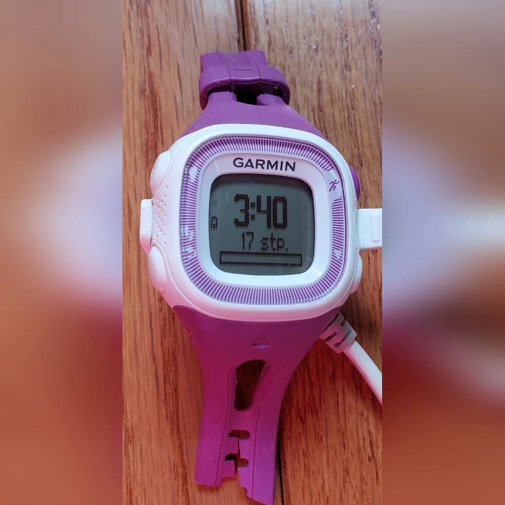 Garmin Forerunner 15 Purple